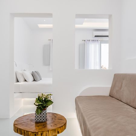 Serenita Luxury Suites Akrotiri  Bagian luar foto