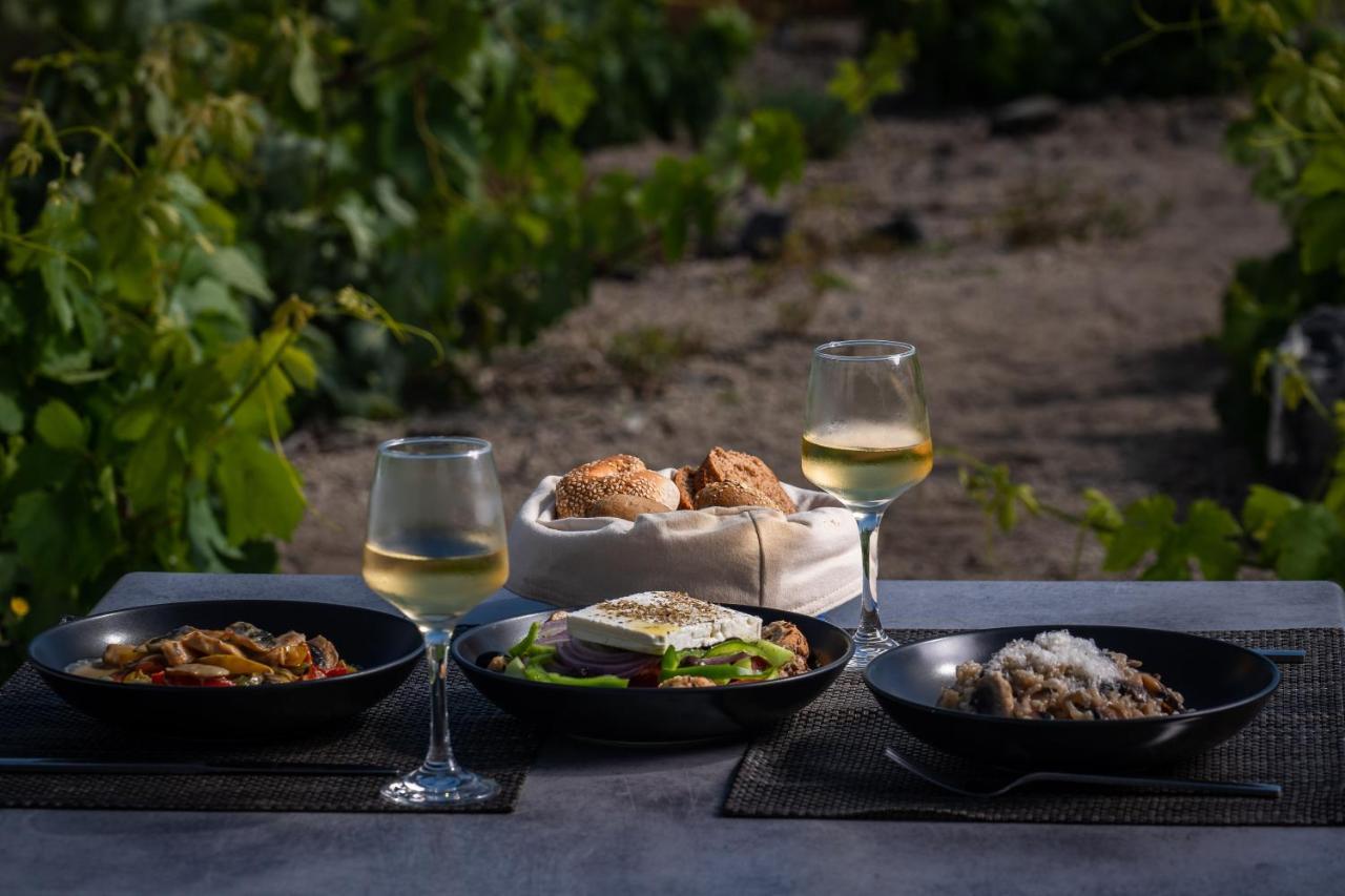 Serenita Luxury Suites Akrotiri  Bagian luar foto