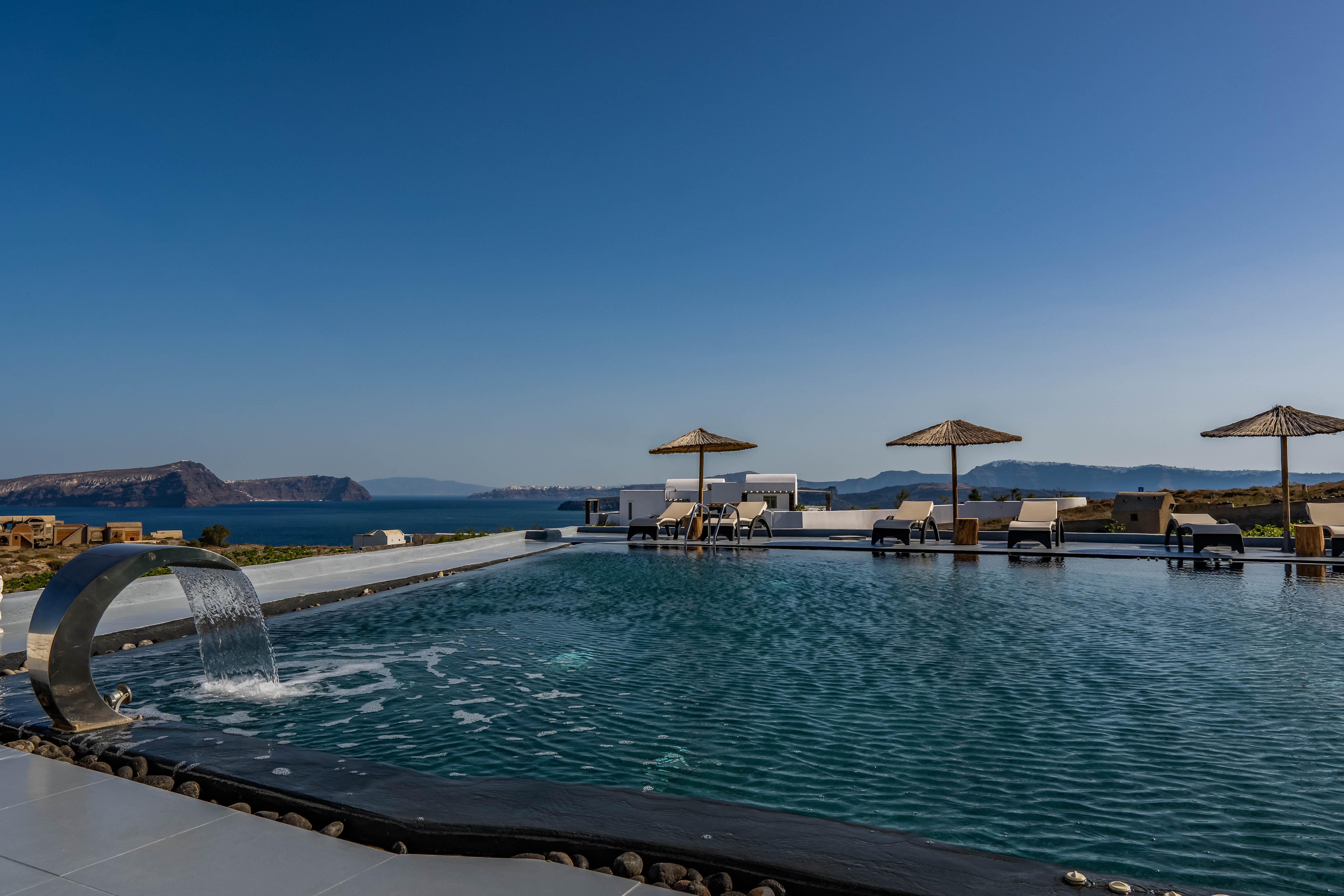Serenita Luxury Suites Akrotiri  Bagian luar foto