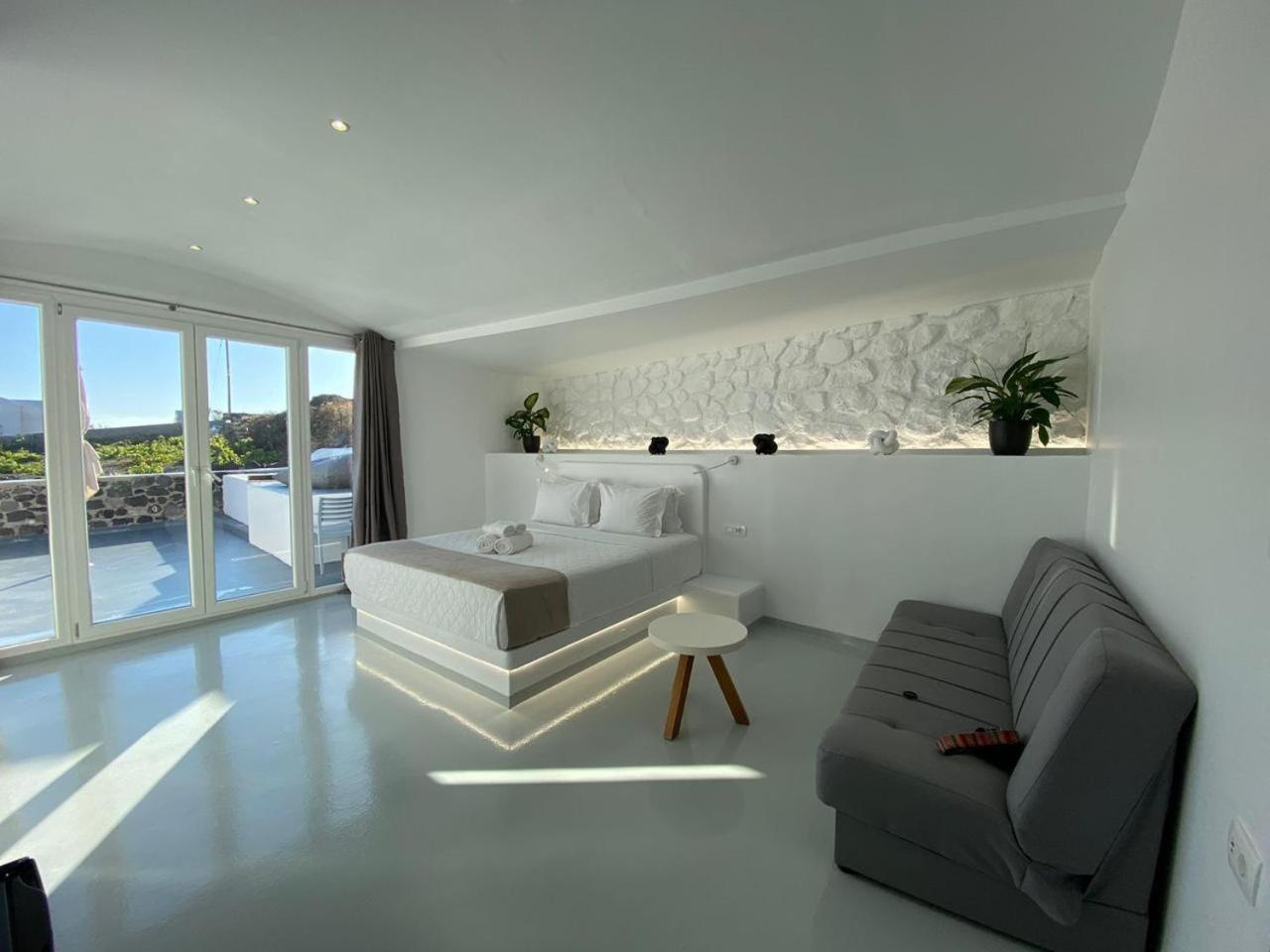 Serenita Luxury Suites Akrotiri  Bagian luar foto