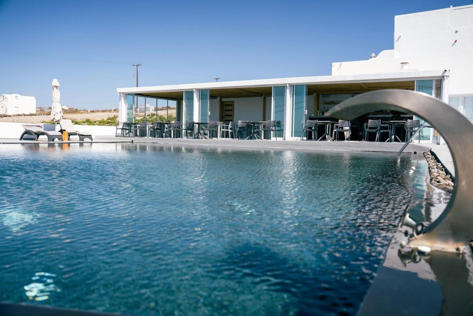 Serenita Luxury Suites Akrotiri  Bagian luar foto