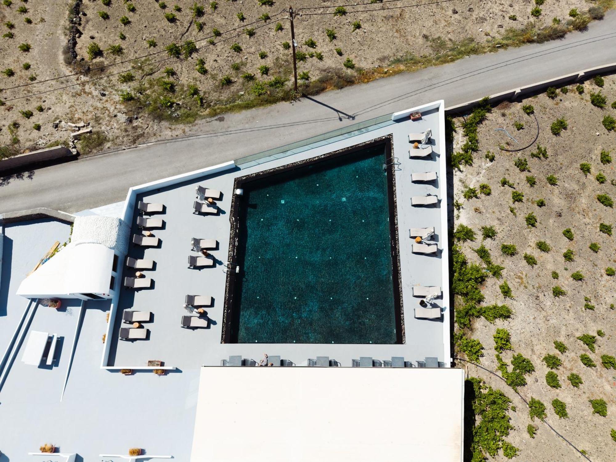 Serenita Luxury Suites Akrotiri  Bagian luar foto